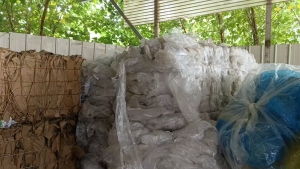 出售中国重汽下来的干造高压膜废料，缠绕膜占比90以上