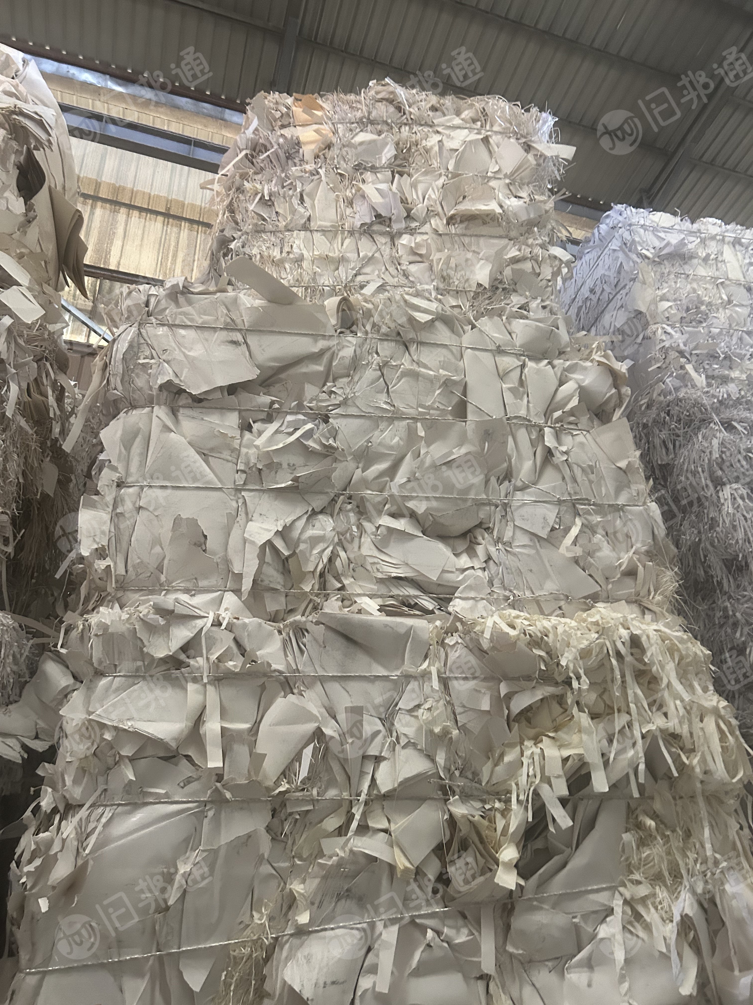 出售无膜纯白黄芯白卡边料