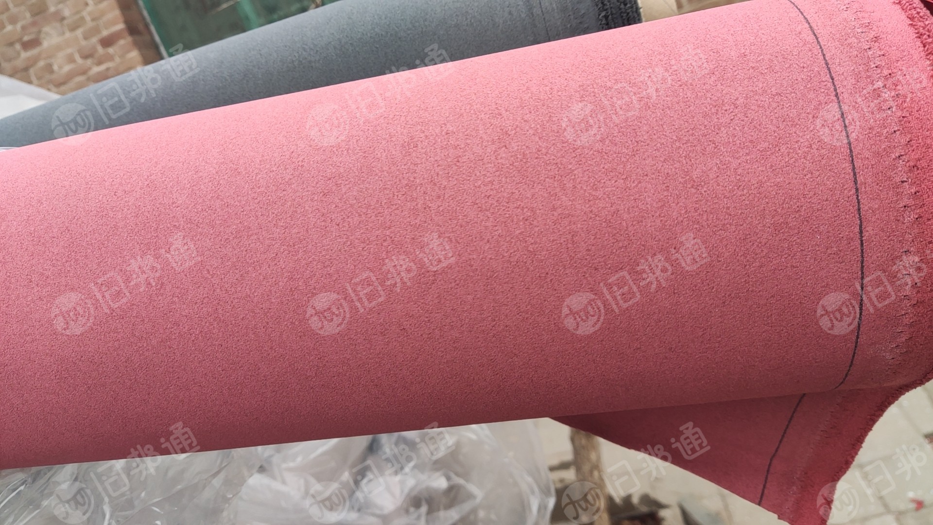 出售库存汽车内饰料，汽车地毯料，现货20吨左右