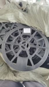 出售PC合金毛料，电影盘毛料，夹具毛料，载带毛料，月供10吨左右