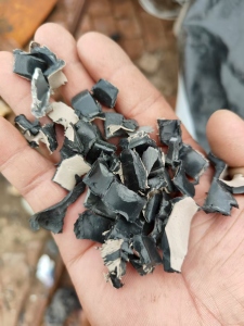 出售PVC复合ABS破碎料，按摩椅厂下来的