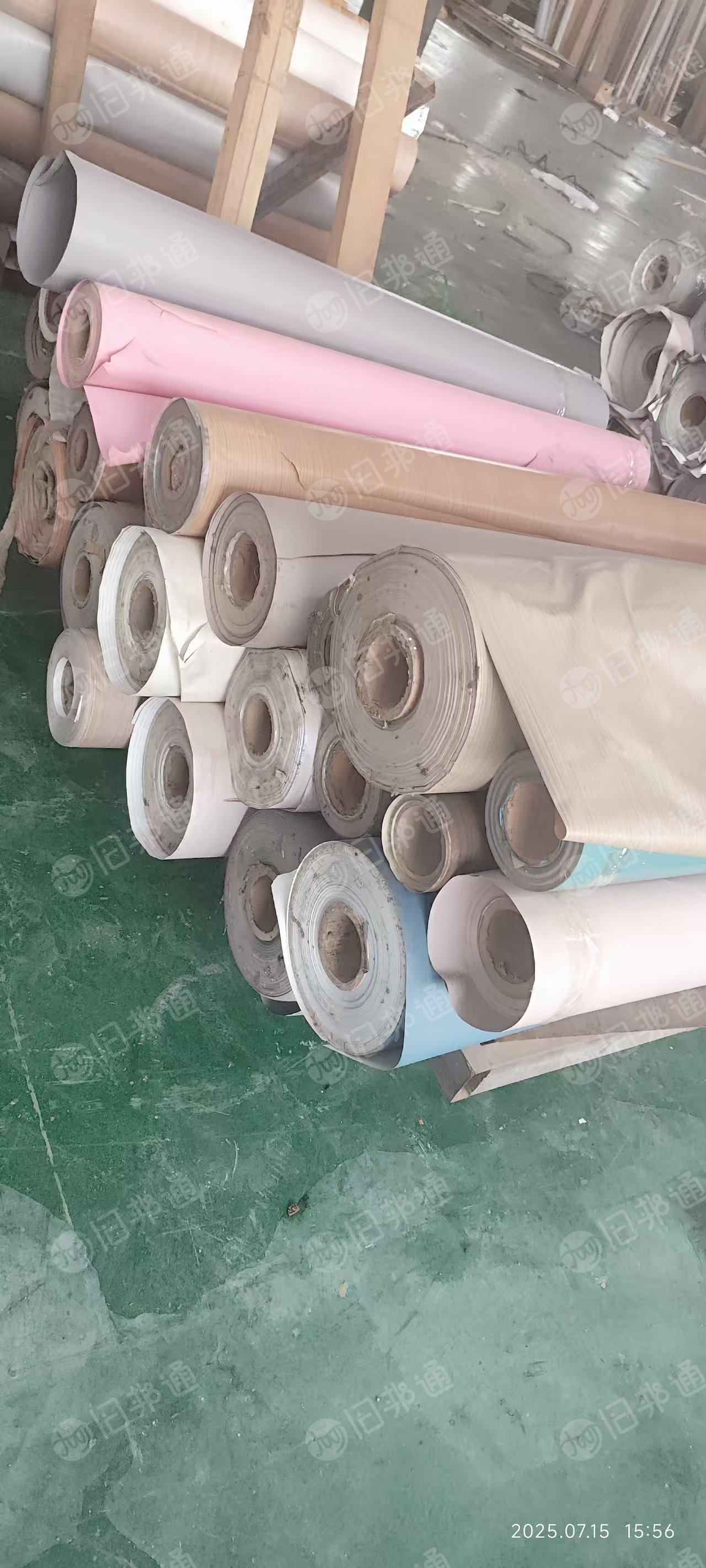 长期出售卷筒中性pvc墙纸，18丝-21丝的