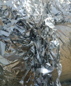 出售瓶盖铝箔边料，一个月十几吨