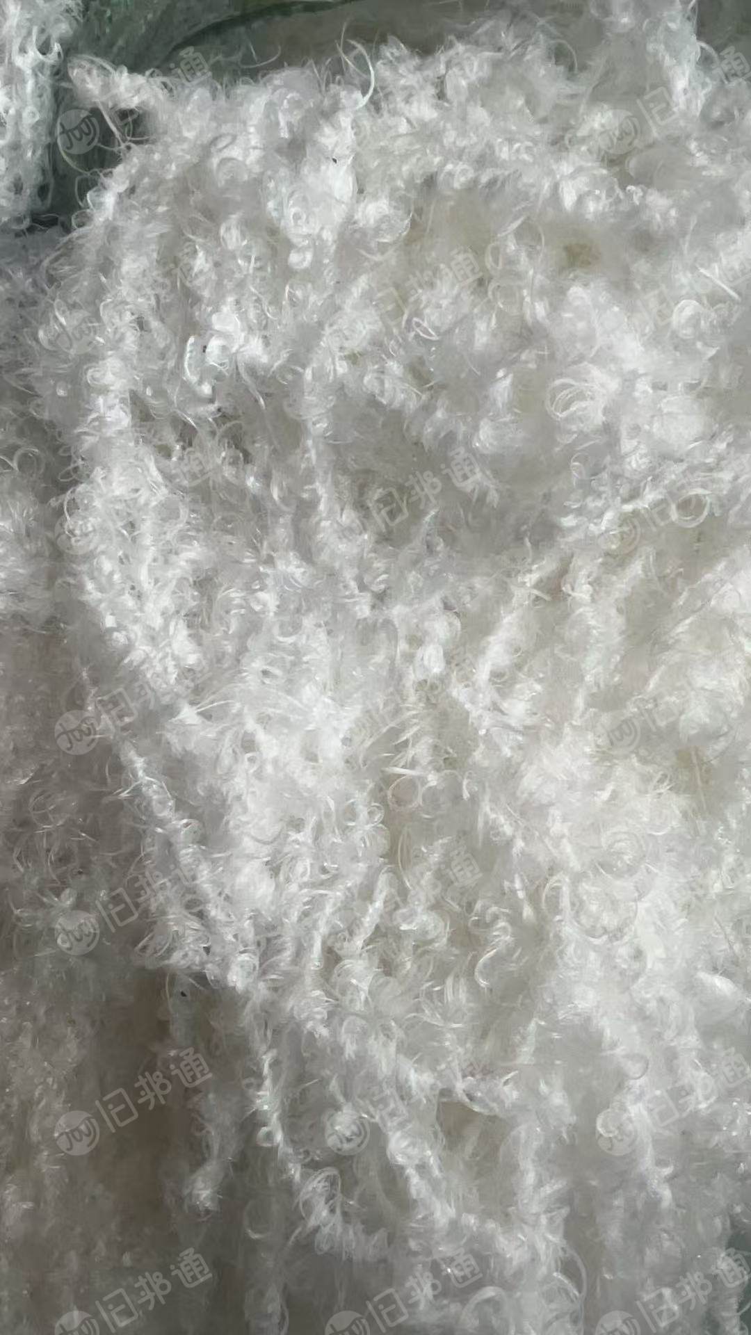 长期出售晒干过的涤纶水丝，涤纶废丝，含水百分之十左右，现货百来吨