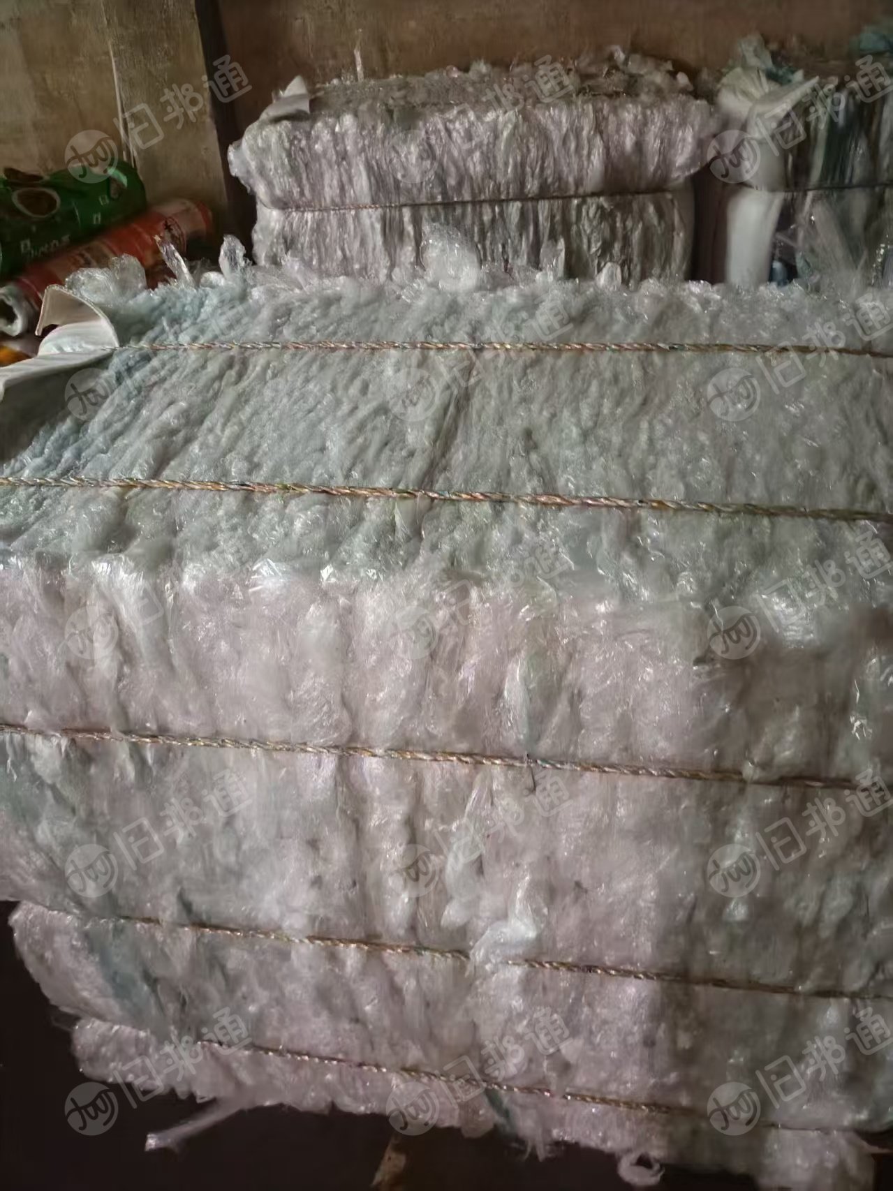 长期出售干造纯缠绕膜废料，基本无标签，现货12吨