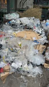 出售富士康下来的杂废料，未分拣统货出，月供400吨