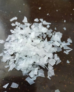 出售PP餐盒破碎料,饭盒破碎料,新料破碎的,现货十几吨