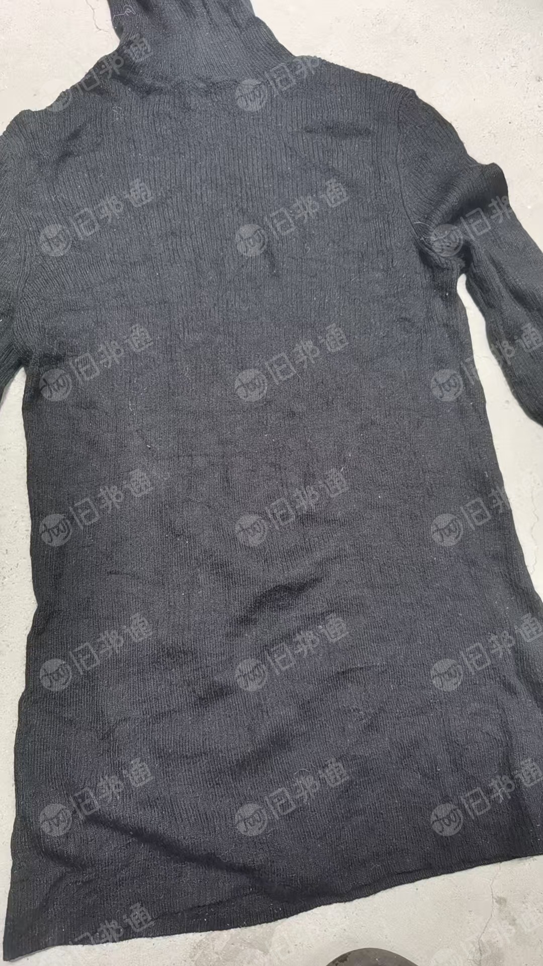 长期出售细毛针织衫，羊毛衫下脚料，有50羊毛50锦纶的，也有纯羊毛的，现货两吨左右