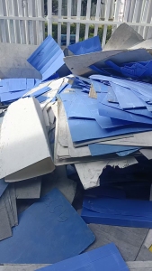 大量求购蓝色PP空心板毛料