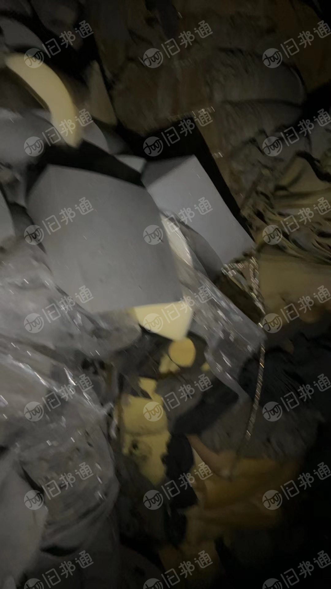 出售汽车海绵，废海绵，打包好的，现货有8吨左右，货在浙江金华