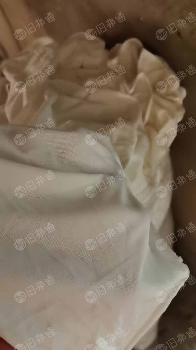 长期出售牛奶丝，都是30公分以上，有的都是几米以上的，可以做擦机布，现货10吨左右，货在河南商丘