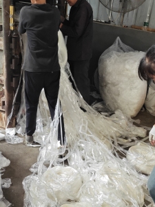 出售opp膜压包料，透明和磨砂一起压，长期有货