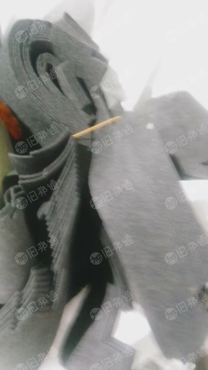 汽车厂长期出售pvc边角料，pu边角料，涤纶汽车内饰料，统货走，每五天出十吨左右