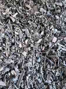 出售钢厂废橡胶塑料混合料，橡胶50%左右