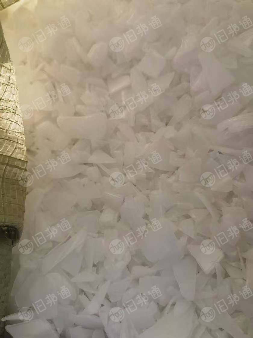 出售大白透析桶破碎料，白乙破碎料，月供20-30吨