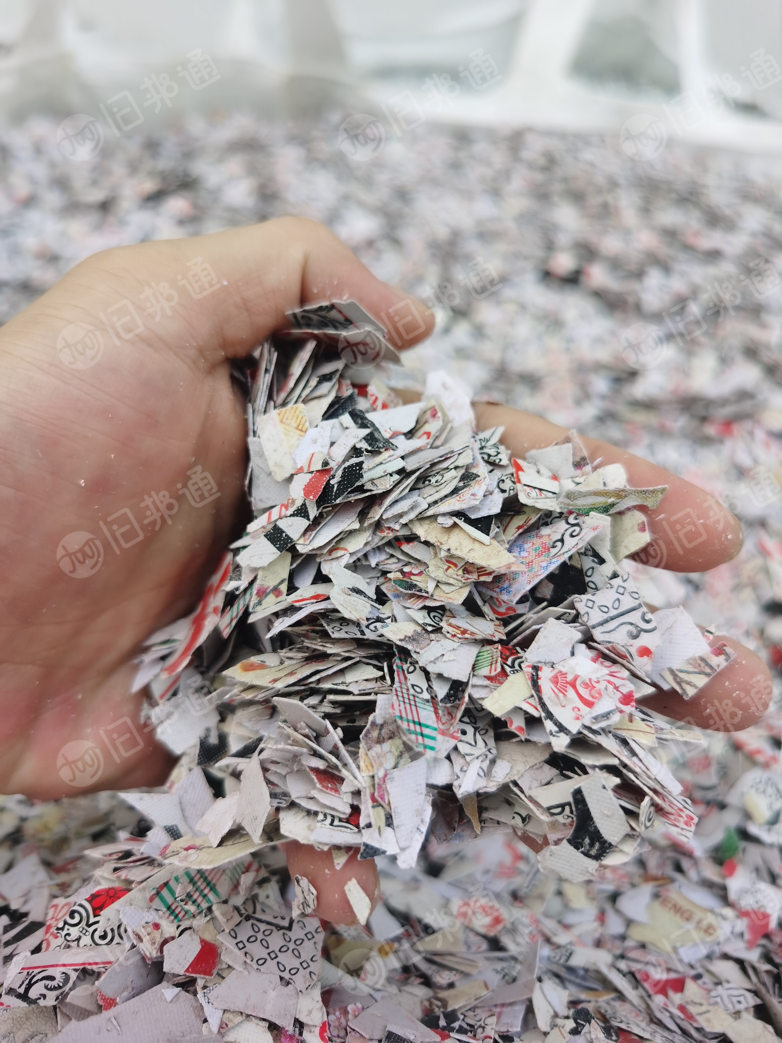 出售PVC字牌破碎料，中性PVC料
