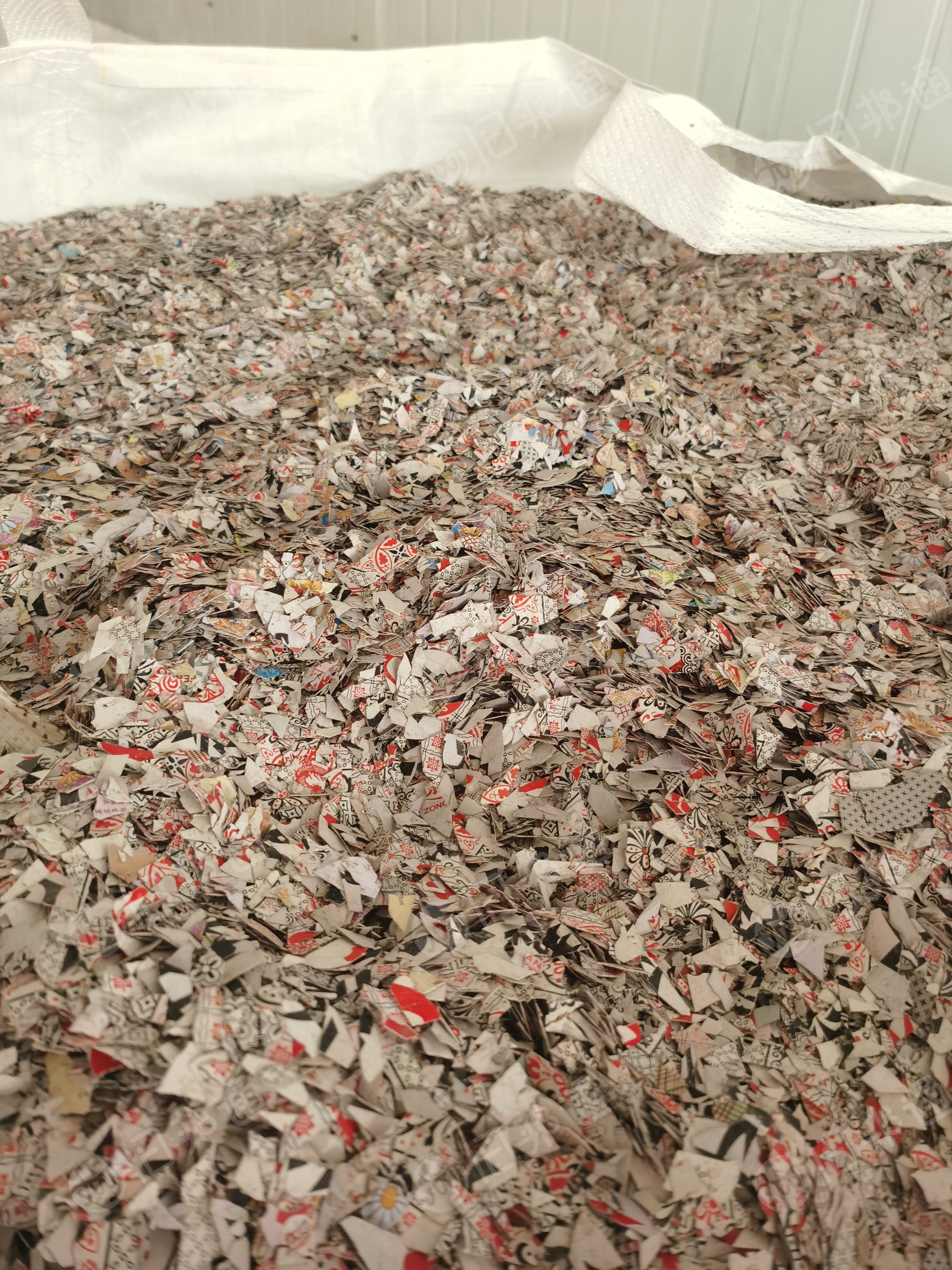 出售PVC字牌破碎料，中性PVC料