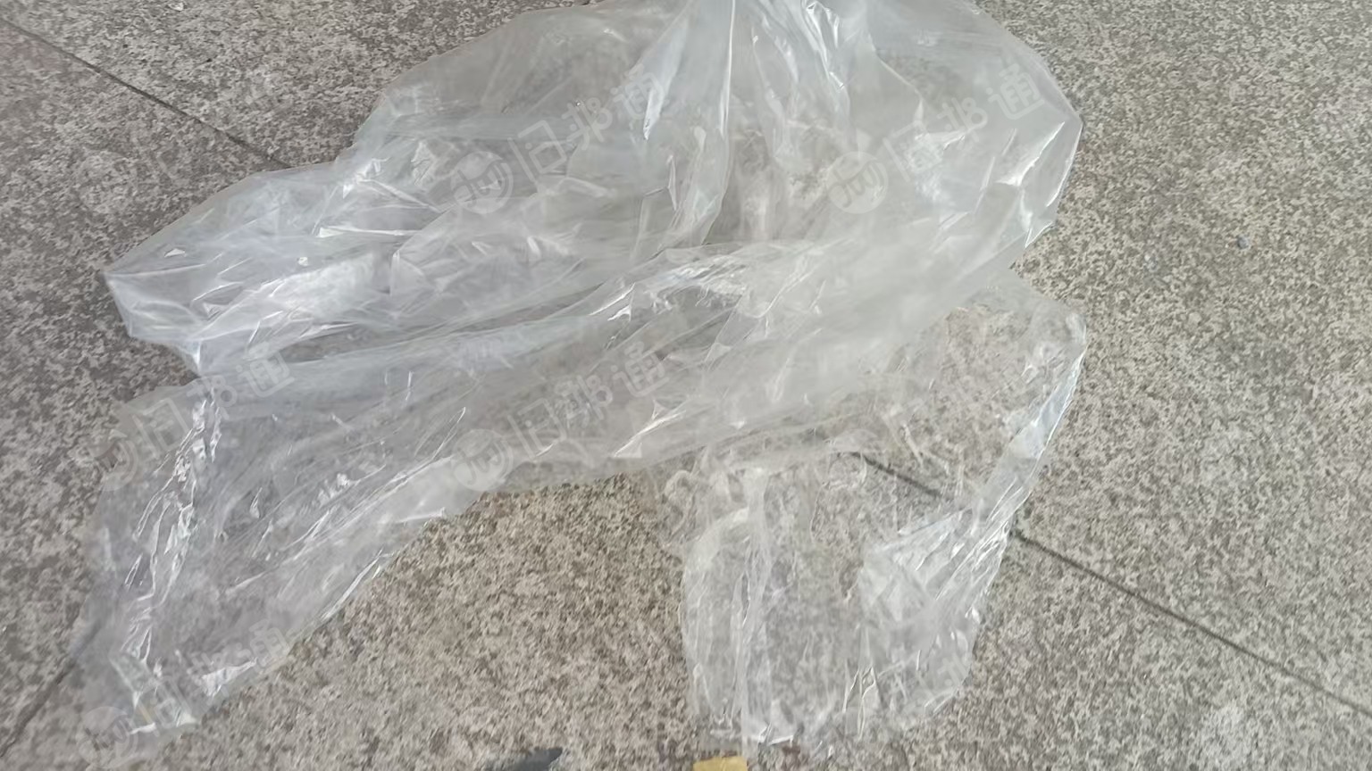 长期出售干造纯缠绕膜，无标签，无杂质