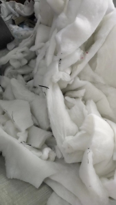 长期出售服装厂下来的丝绵下脚料，线头棉，货在安徽砀山