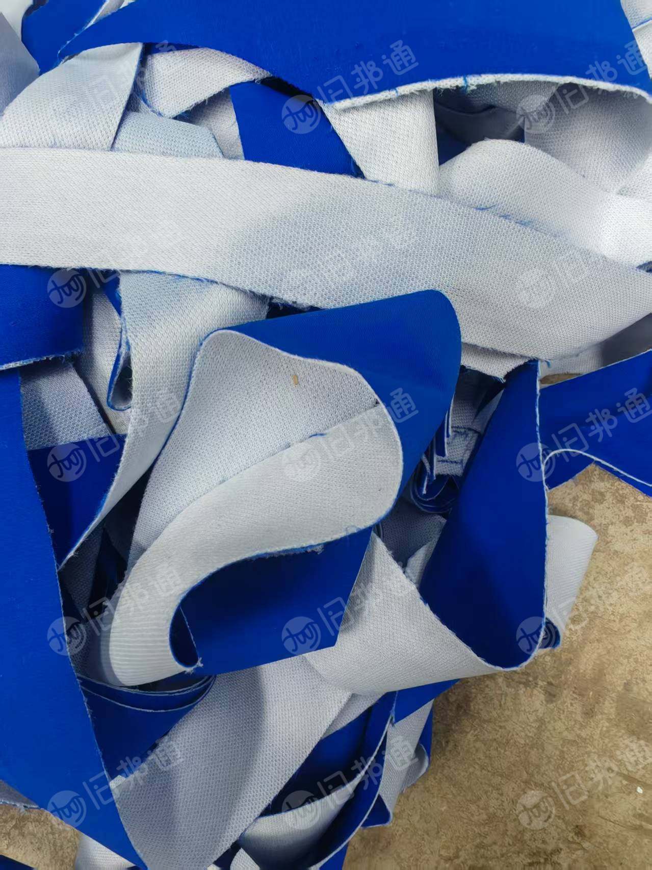 长期出售涤纶废布，涤纶造粒布，涤纶碎布。