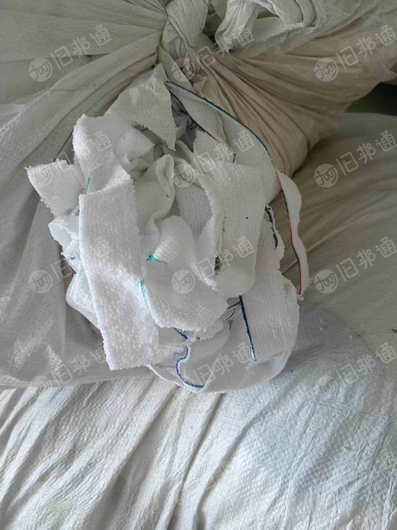 长期出售纯涤纶毛巾边角料，浅色，杂色，月供40吨，在河北保定