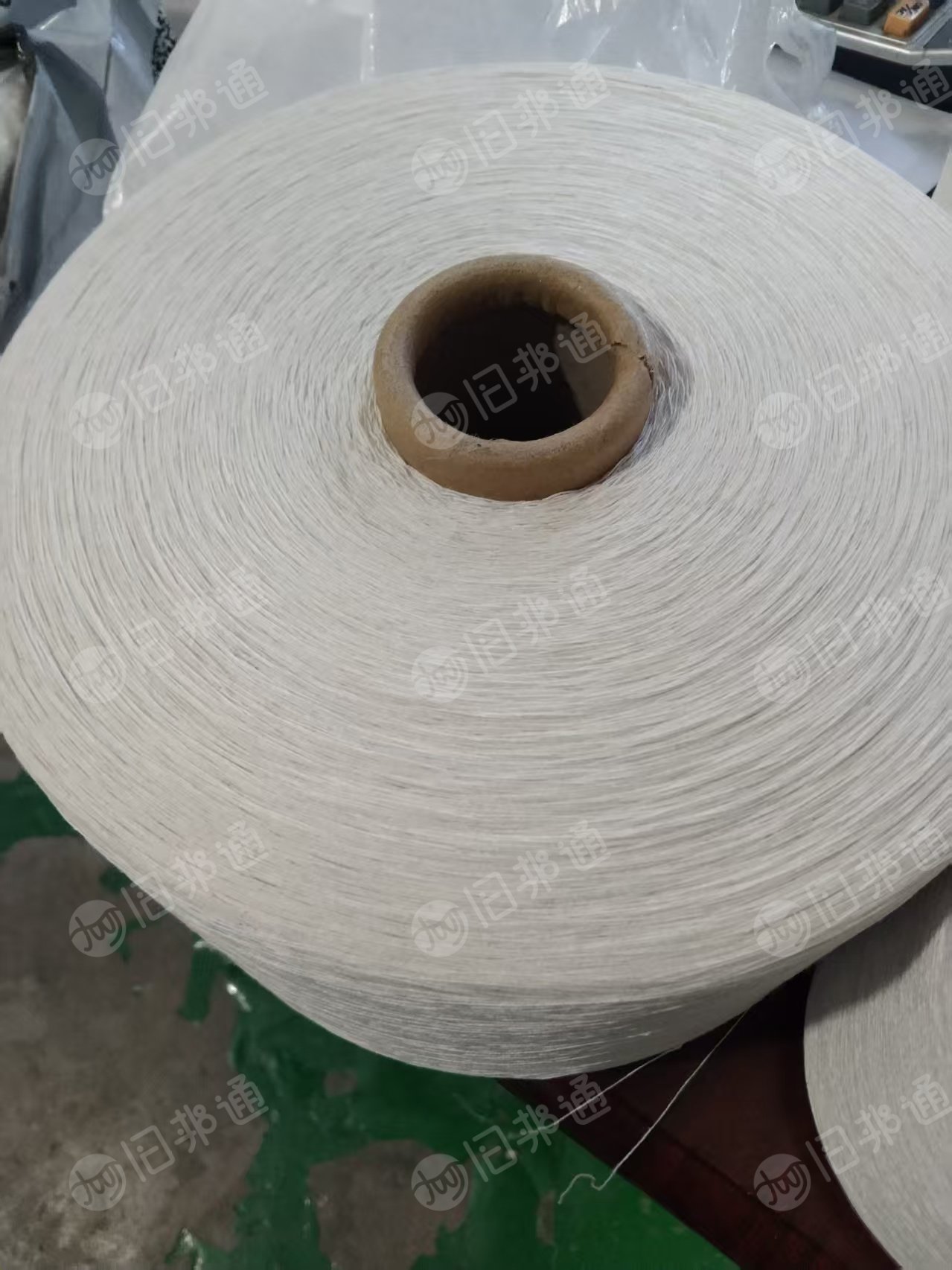 出售库存纱线，自己纺纱厂下来的，30涤、10麻，60黏胶，10支的，货有10多吨，在安徽铜陵
