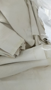 长期出售丙纶防尘布，用过的，一面上面附着有硅砂一面是干净的，月供20-30吨，在江西南昌