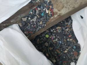 大量出售杂料炼油破碎料，钢厂下来的，清洗干净的