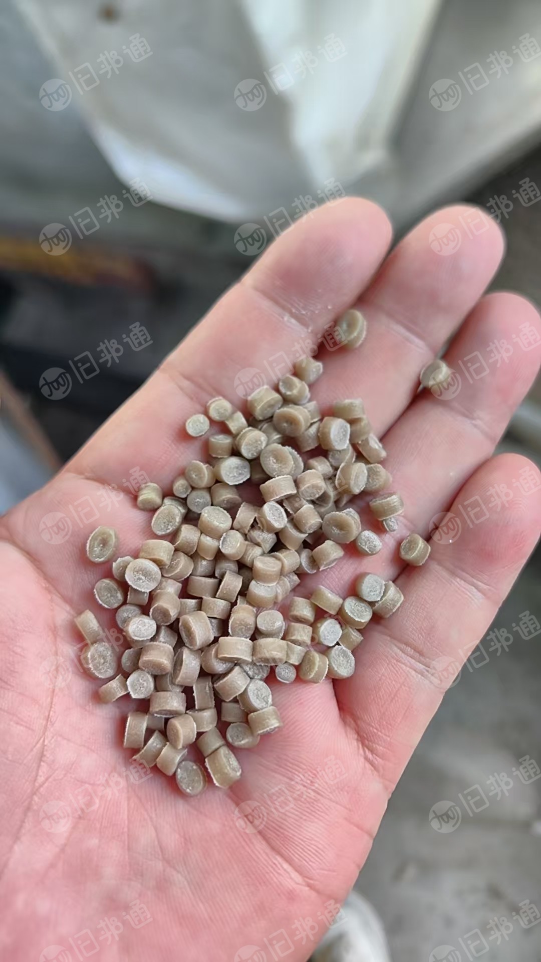 长期出售水洗淋膜高压颗粒,月供200吨
