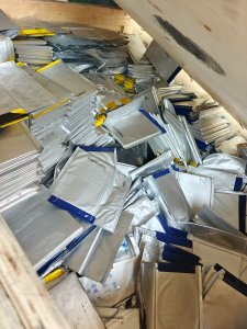 出售报废的注液电池