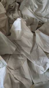 长期出售清洗好的涤纶过滤布，滤布，现货二十多吨