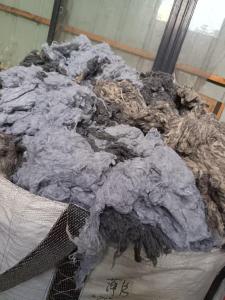 出售环锭纺下来的杂色涤纶回丝,纺纱厂回料,现货有10吨,货在江苏江阴