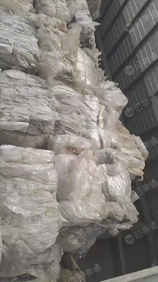 回收pet烤漆料，轻胶膜，工厂下来的聚酯边角料