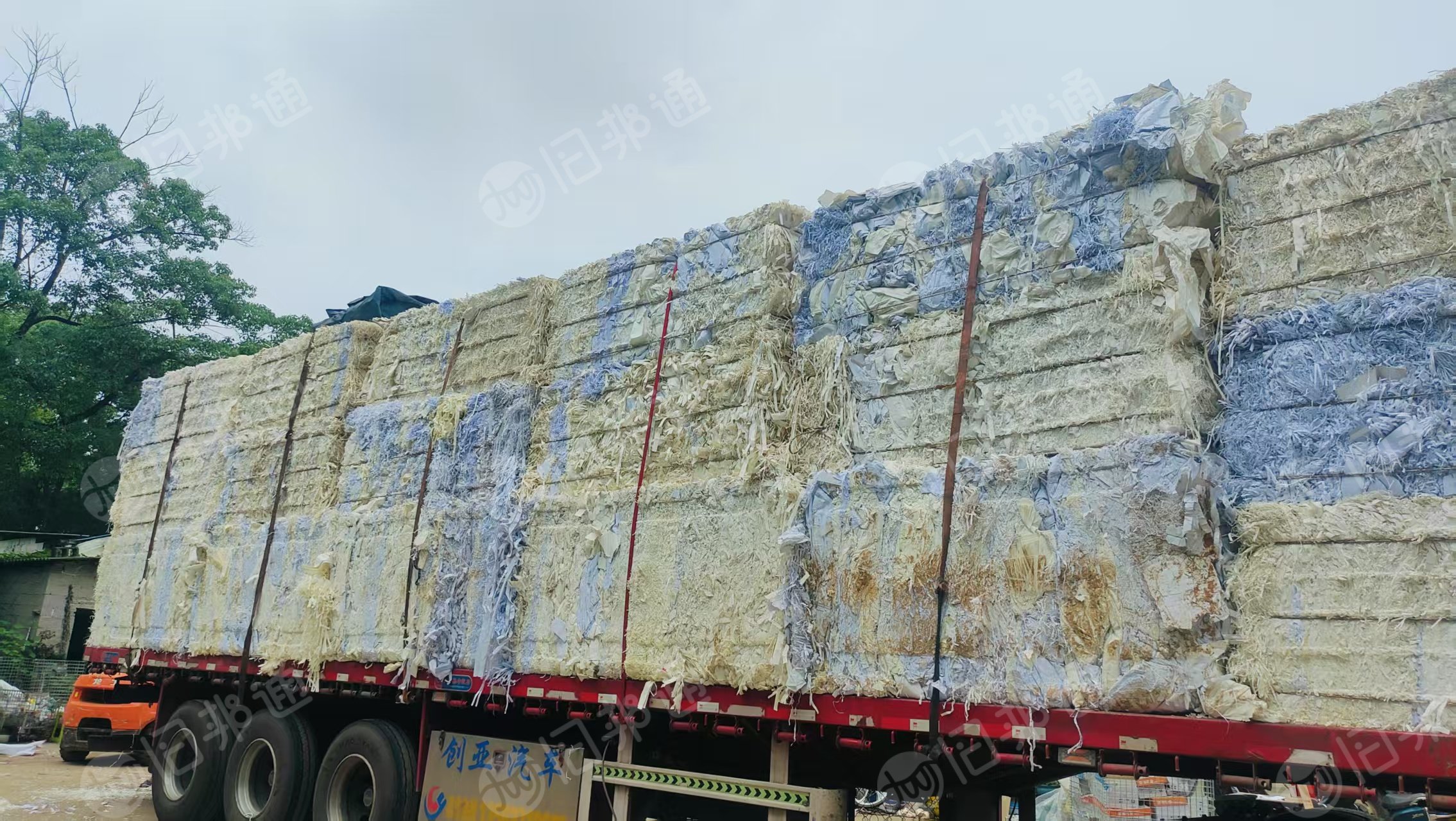 长期出售纯双胶纸边角料，混色料