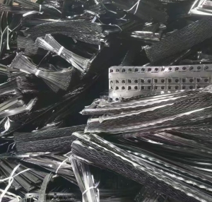 长期出售各种PC薄片废料