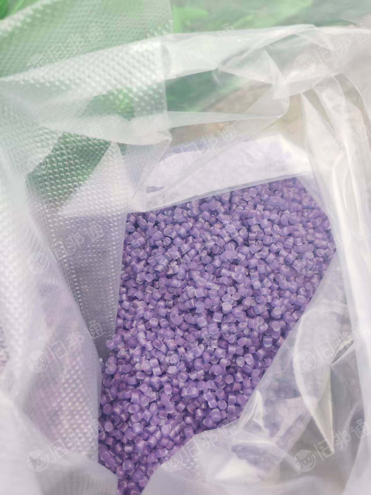 出售PE颗粒,PE矿泉水重压包杂透颗粒,溶脂1,强度15,伸长率1400,可吹膜、吹塑、改性管道