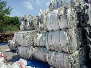 长期出售吨包内衬铝塑膜废料