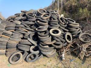 长期出售废电摩胎，钢丝胎，线胎