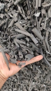 长期出售胶辊剥胶下来的废橡胶