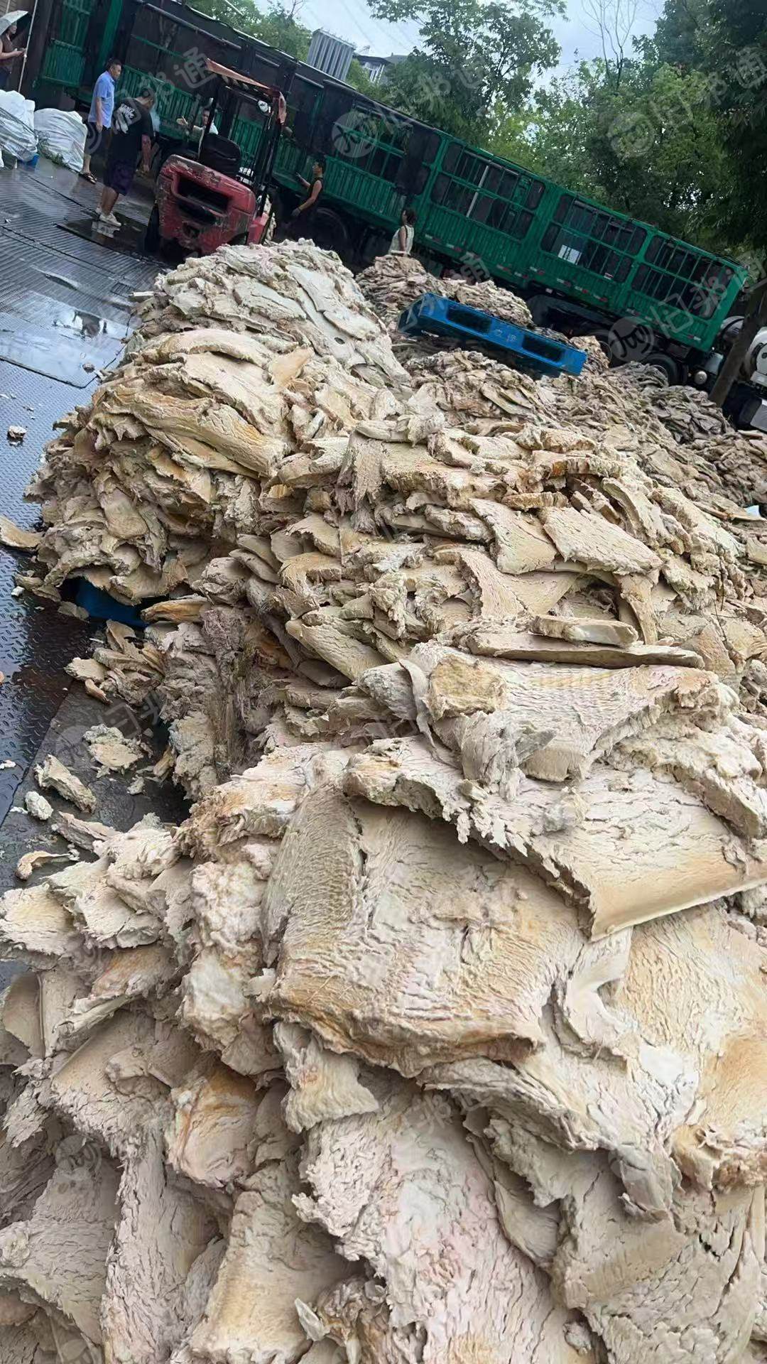 厂家大量求购无纺布加工下来的尾浆