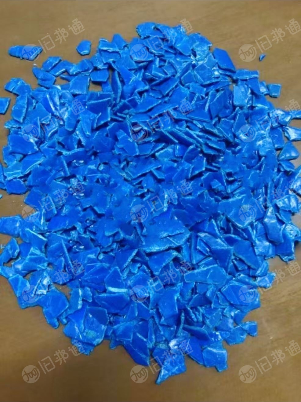 出售HDPE钢卷外包装皮破碎料，全漂分色好的，有宝钢，燕阳，港路的