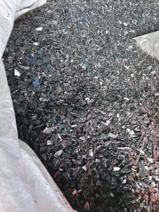 出售PC破碎料，冲击40多个，机壳破碎料，月供100吨