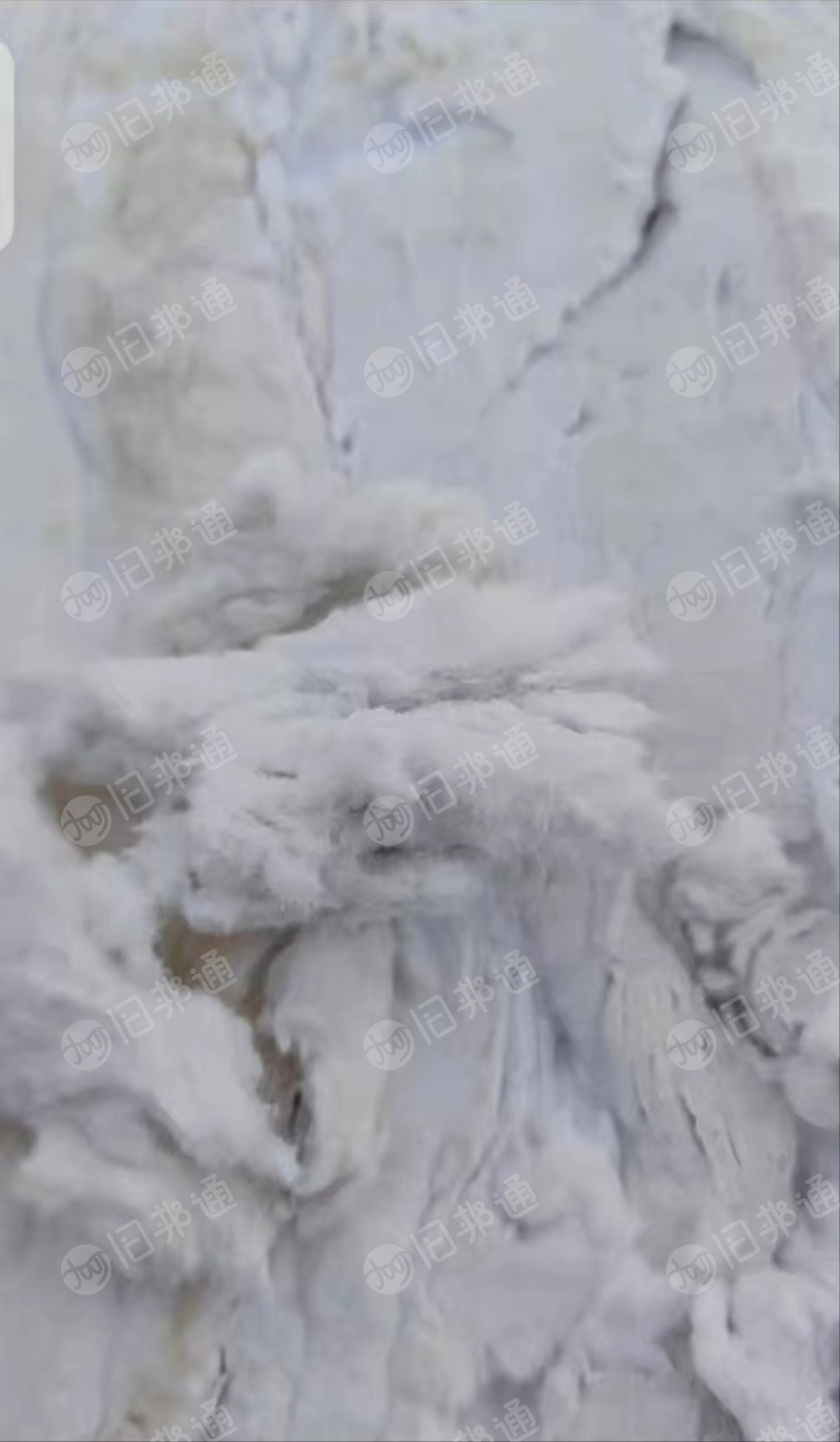长期出售pvc吹出来的毛毛料，白色的无水份