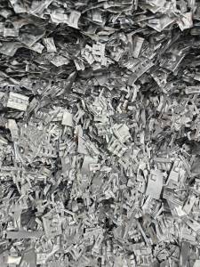 大量求购铝塑膜，提炼铝，含铝量50以上，需求量几百吨