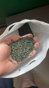 出售白色/花色PP无纺布颗粒,过200目,喷丝级,可定制颗粒