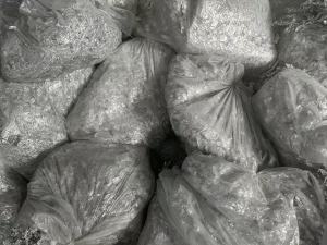 出售电池白边铝箔,每个月180吨