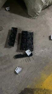 长期出售ABS/PC毛料，汽车厂下来的配件