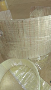 出售PET带胶膜废料，里面含有小铜片