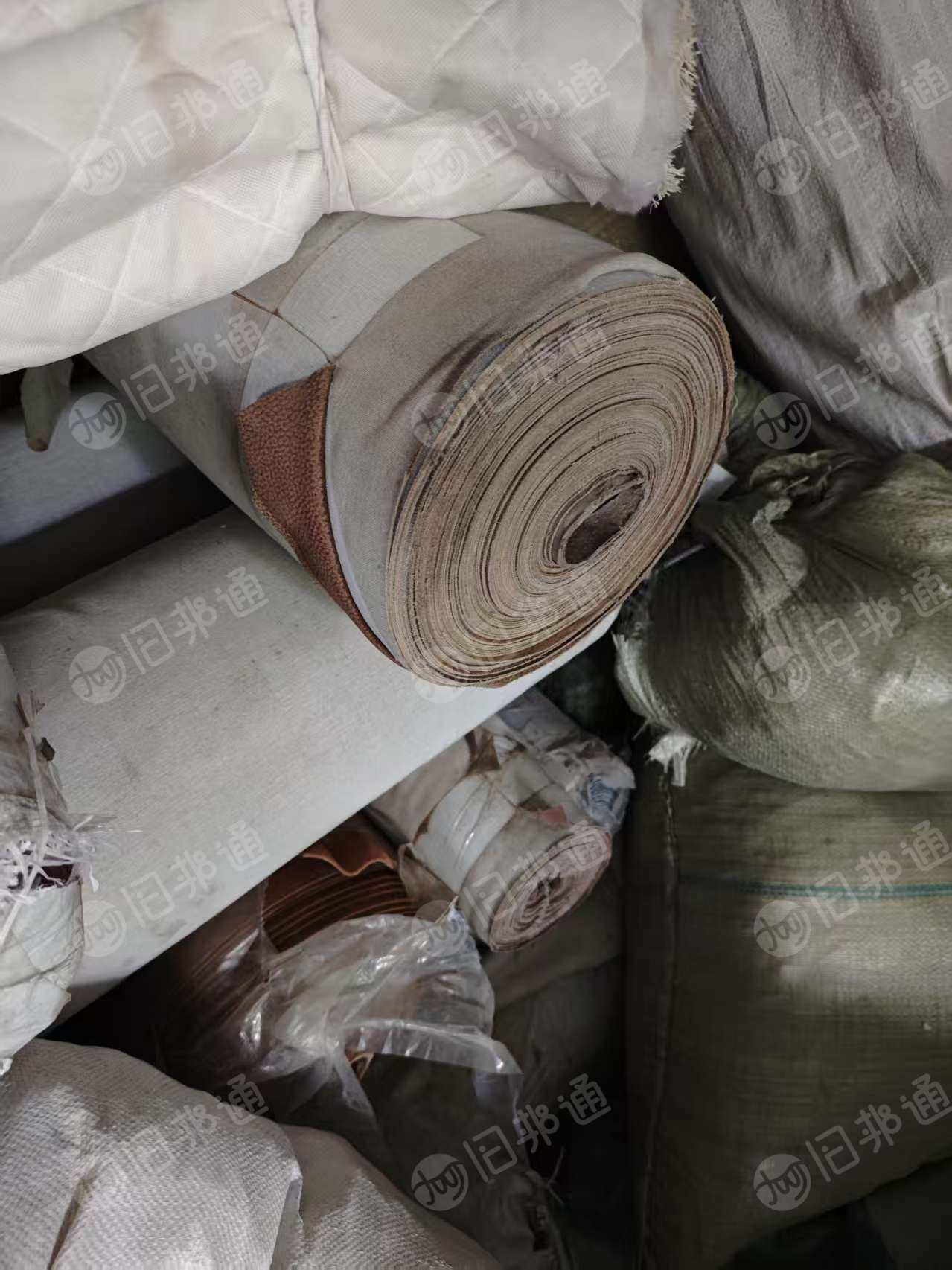 出售沙发厂下来的科技布,库存科技布,一面皮革一面绒布,门幅1.4米