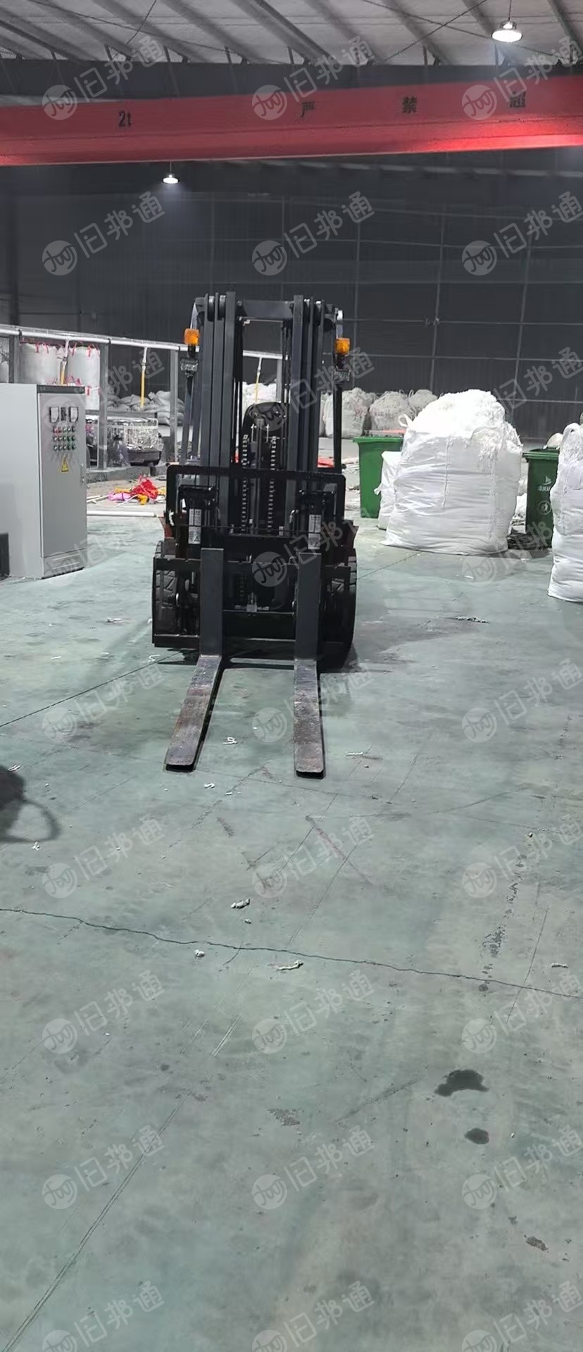 泡料厂转让，环评证书设备齐全，两台200泡料机所有设备齐全，机器都是新装，接手就可生产